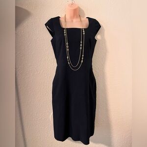 Like New Navy Tory Burch sheath dress - Size 4